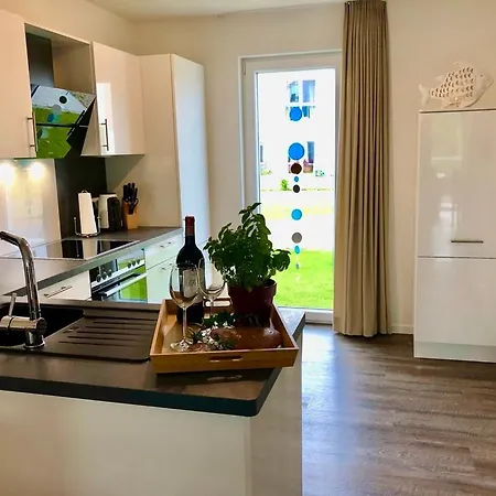 Familienhaus An Der Nordsee - Sauna - Kamin - Suedterrasse Direkt Ueber Dem Wasser Apartment *