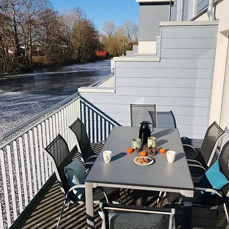 Familienhaus An Der Nordsee - Sauna - Kamin - Suedterrasse Direkt Ueber Dem Wasser *
