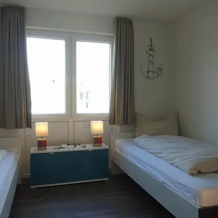 Familienhaus An Der Nordsee - Sauna - Kamin - Suedterrasse Direkt Ueber Dem Wasser *