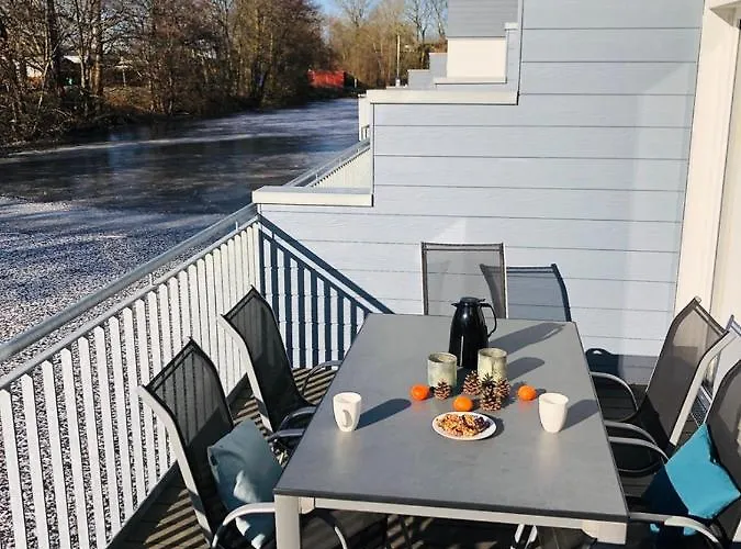 Familienhaus An Der Nordsee - Sauna - Kamin - Suedterrasse Direkt Ueber Dem Wasser *